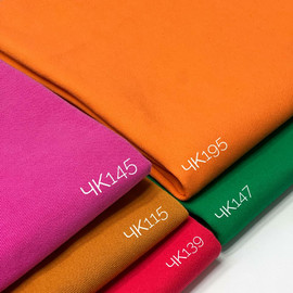 чёрный 5930a710-c762-442d-a8b0-af88936a9e39