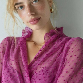 Розовый 88676726-4421-4fef-a5ed-ea6b02f58e78