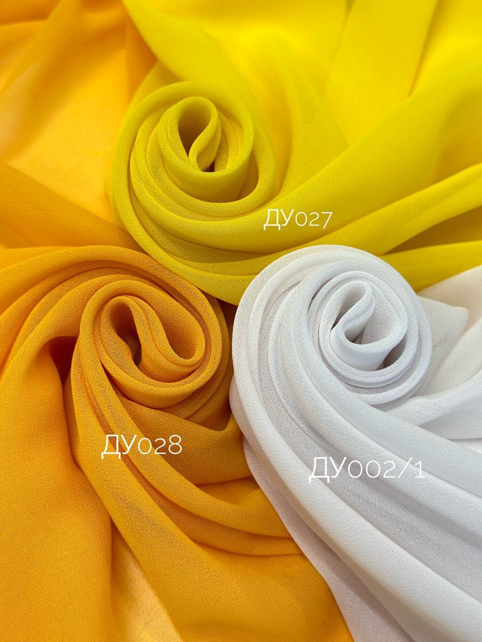 Белый f72815cc-4d40-440e-b590-74e4523e6cbf