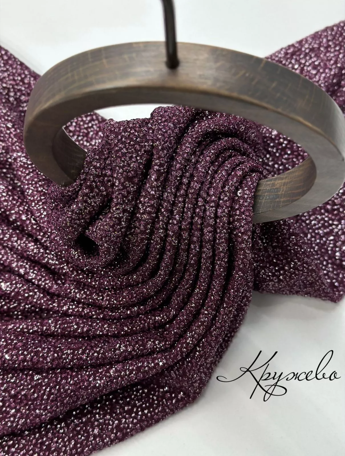 Серый ad5ec5ce-0867-49a1-98b3-2fe78aed4a0e