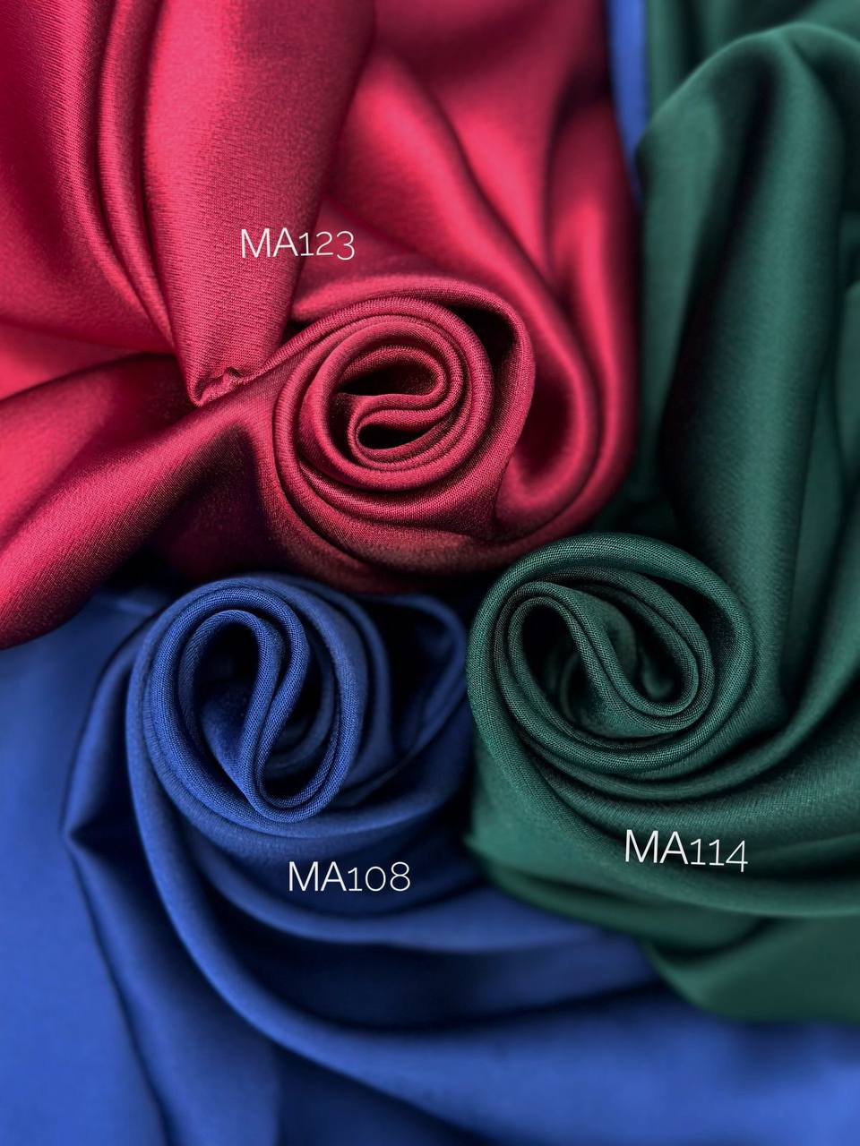 Голубой c031116f-d143-4d0b-81c5-71f64344bf9e