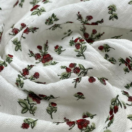 Красн бук на айвори photo_2024-02-27_13-01-22