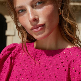 Геометр цветоч айвори whatsapp image 2025-11-27 at 14.28.3511