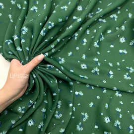 Цветы на зелён whatsapp image 2025-11-21 at 17.26.531