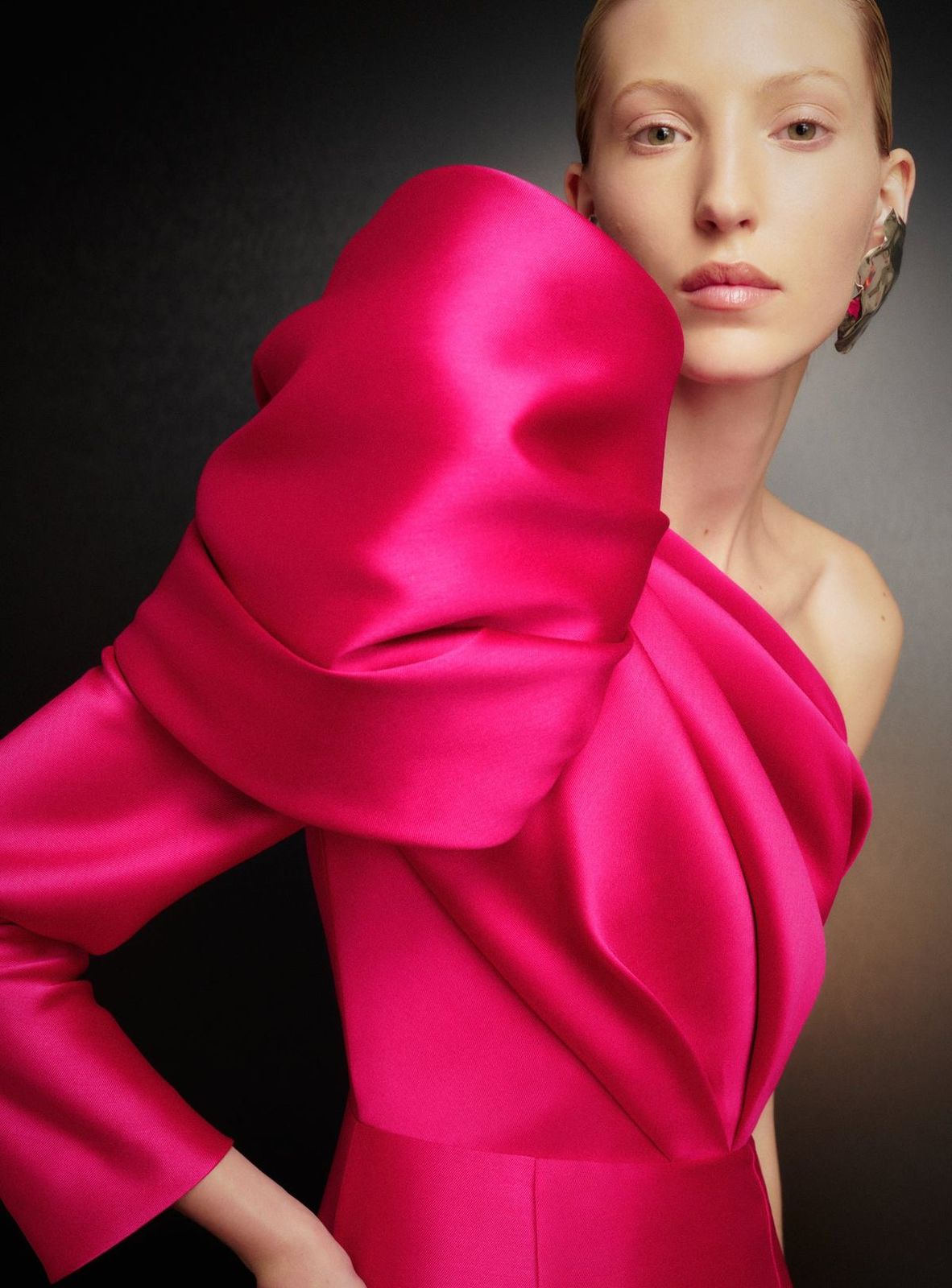 DOUBLE whatsapp image 2025-11-27 at 15.23.5811