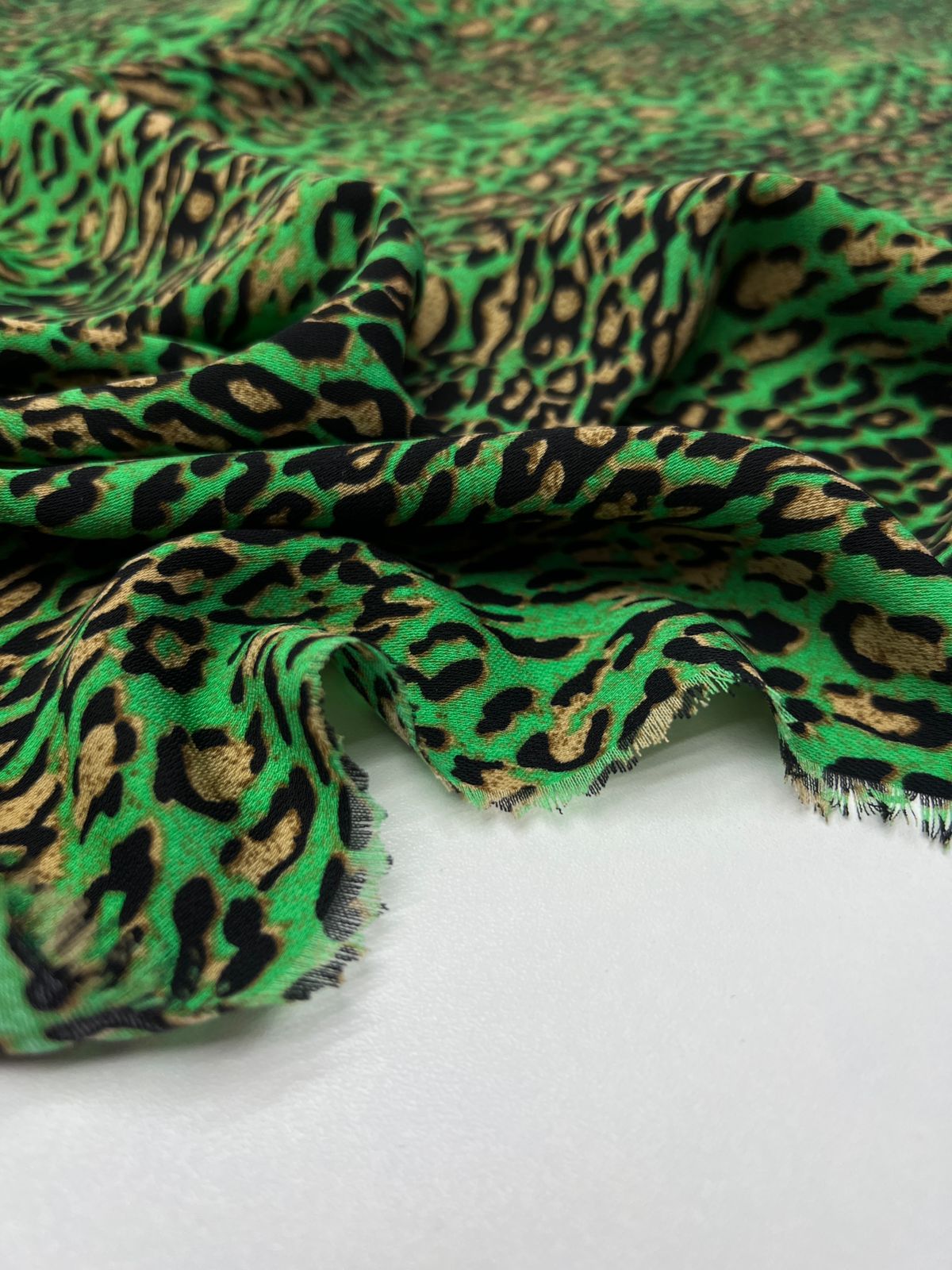 Лео 122 whatsapp image 2025-11-21 at 14.00.351