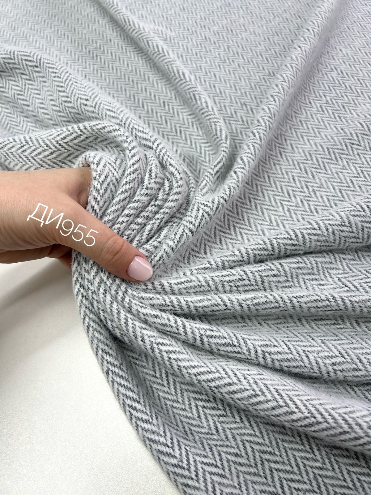 FLUFFY ёлочка Изображение whatsapp 2025-10-24 в 16.31.05_94e330c9 FLUFFY ёлочка Изображение whatsapp 2025-10-24 в 16.31.05_94e330c9