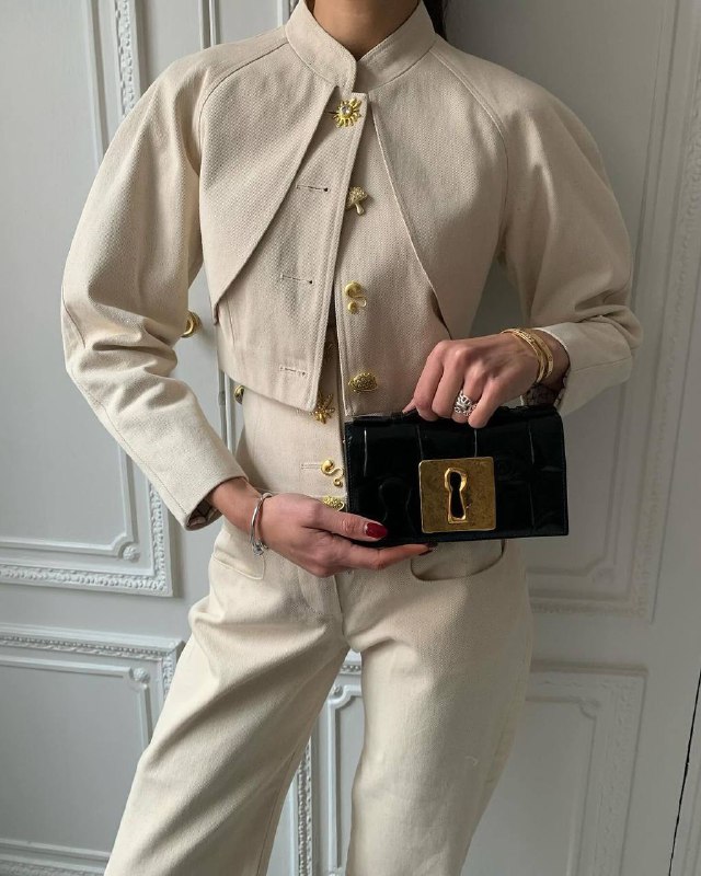 розовый 77e90c73-e889-4dde-b598-16ce9fa4cb0d