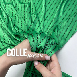 Цепочка на чёрном whatsapp image 2025-11-17 at 13.39.49