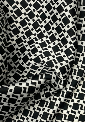 Шелк искусственный COLLE ЧБ геометрия COLLE