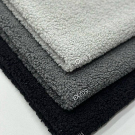 Светло серый 8437ed3f-571e-49f9-892e-06bfa46165de