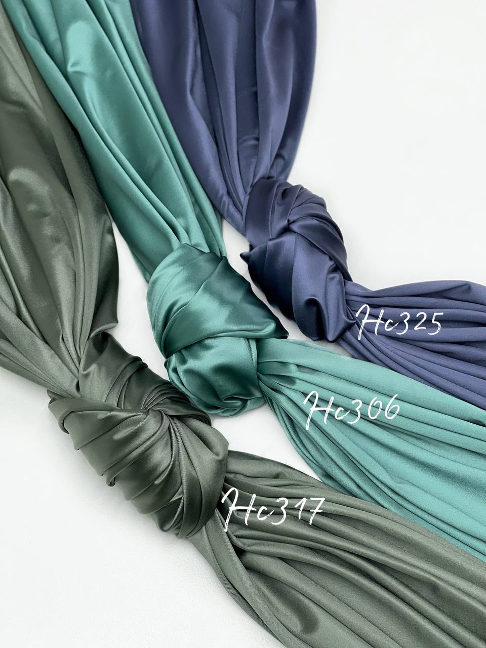 SILK photo_5206192170770485314_y