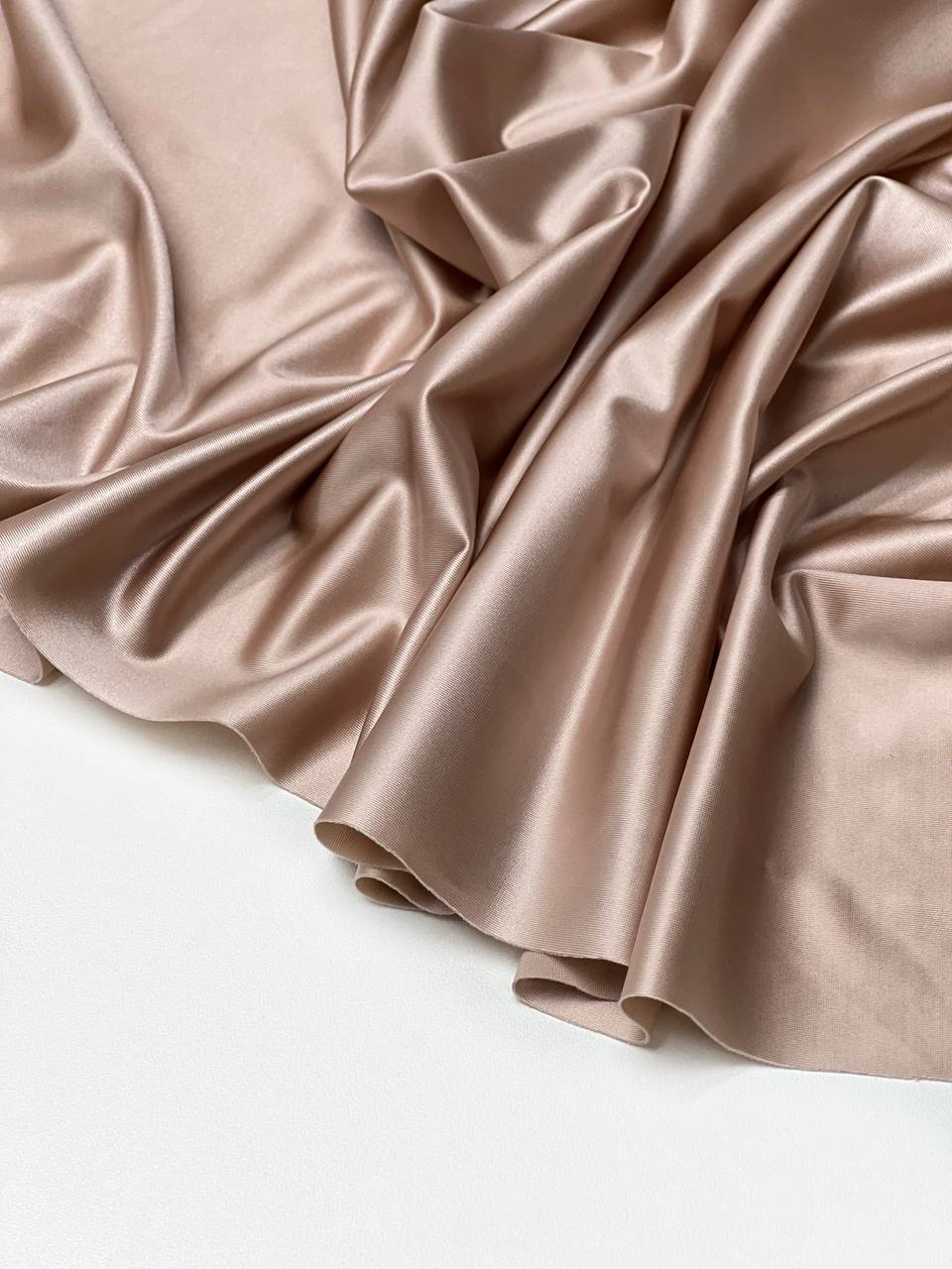 SILK photo_5206192170770485316_y
