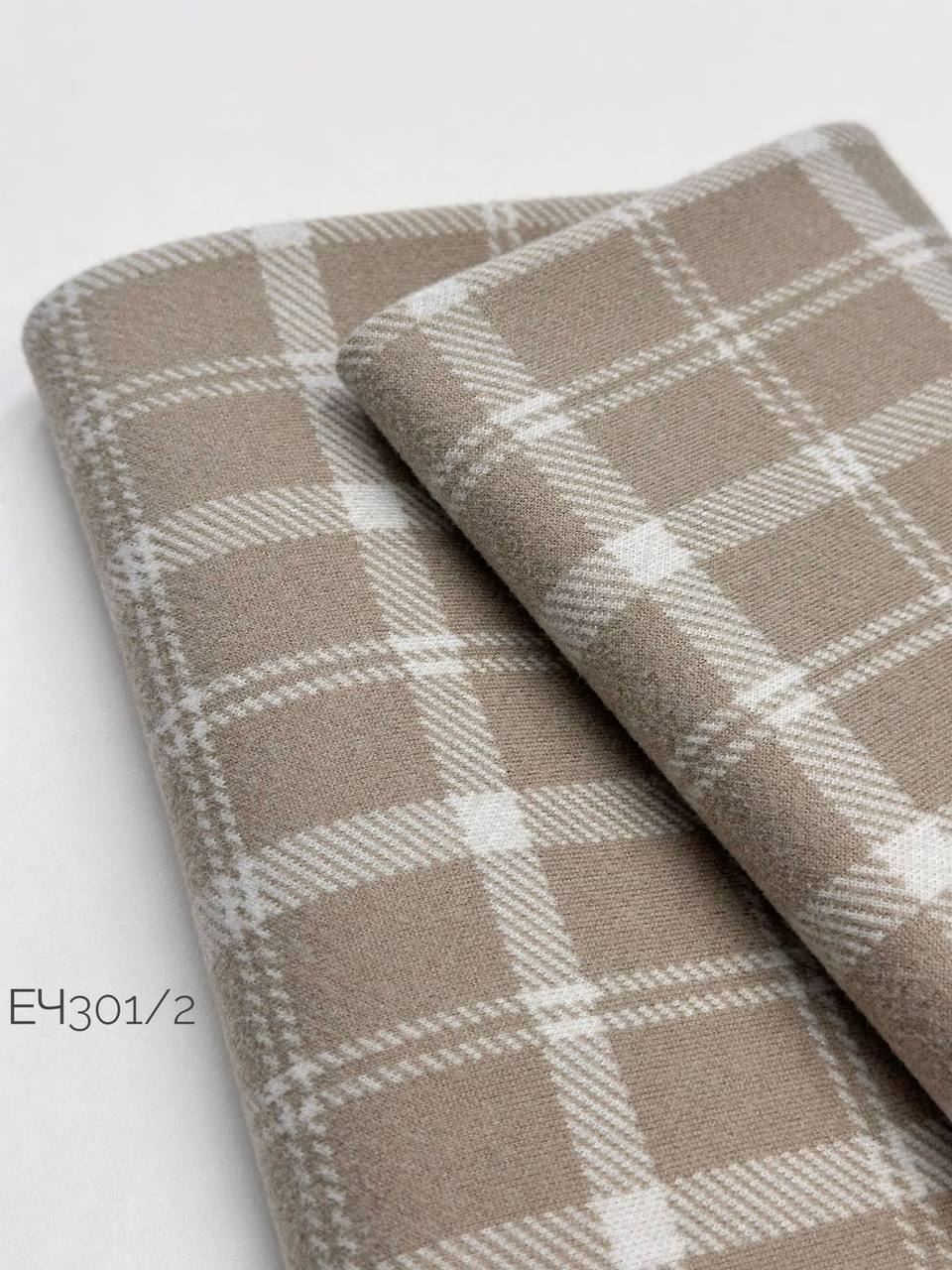 Сероголубой 8b37a62a-fe58-4dbe-b845-c84f639ab9eb