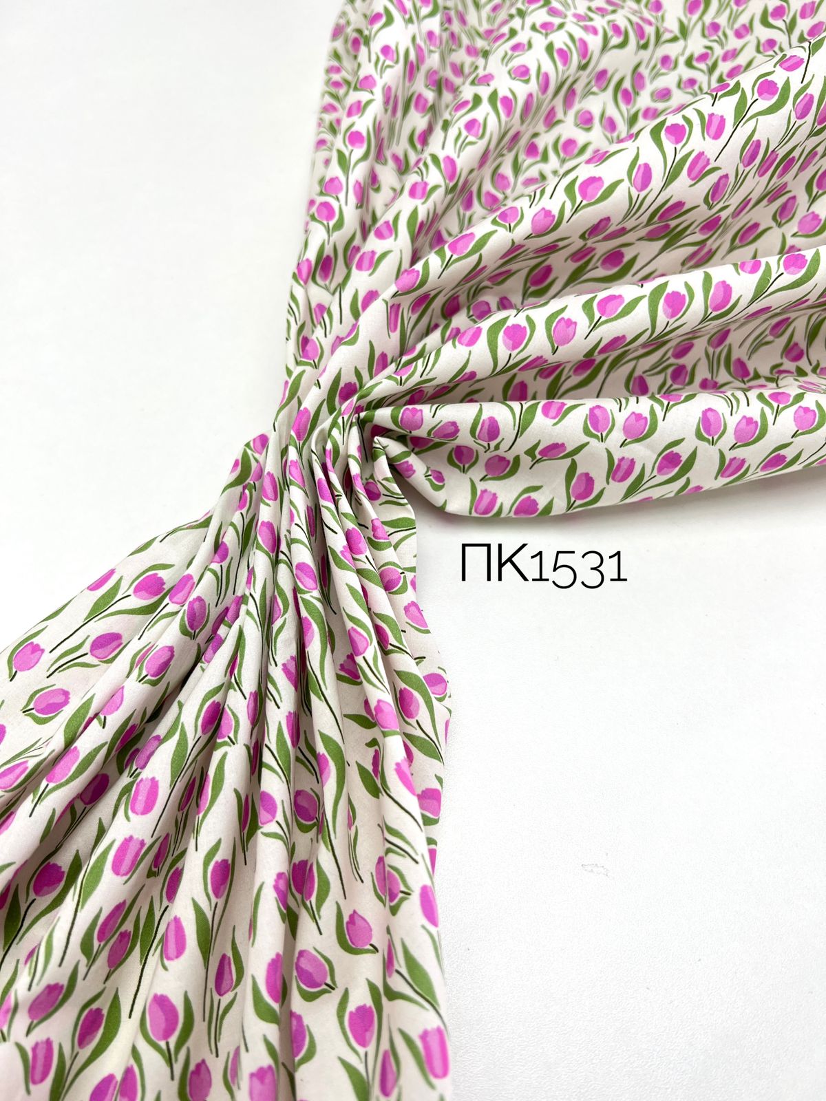 Розовые на кремовом whatsapp image 2023-11-23 at 12.40.09