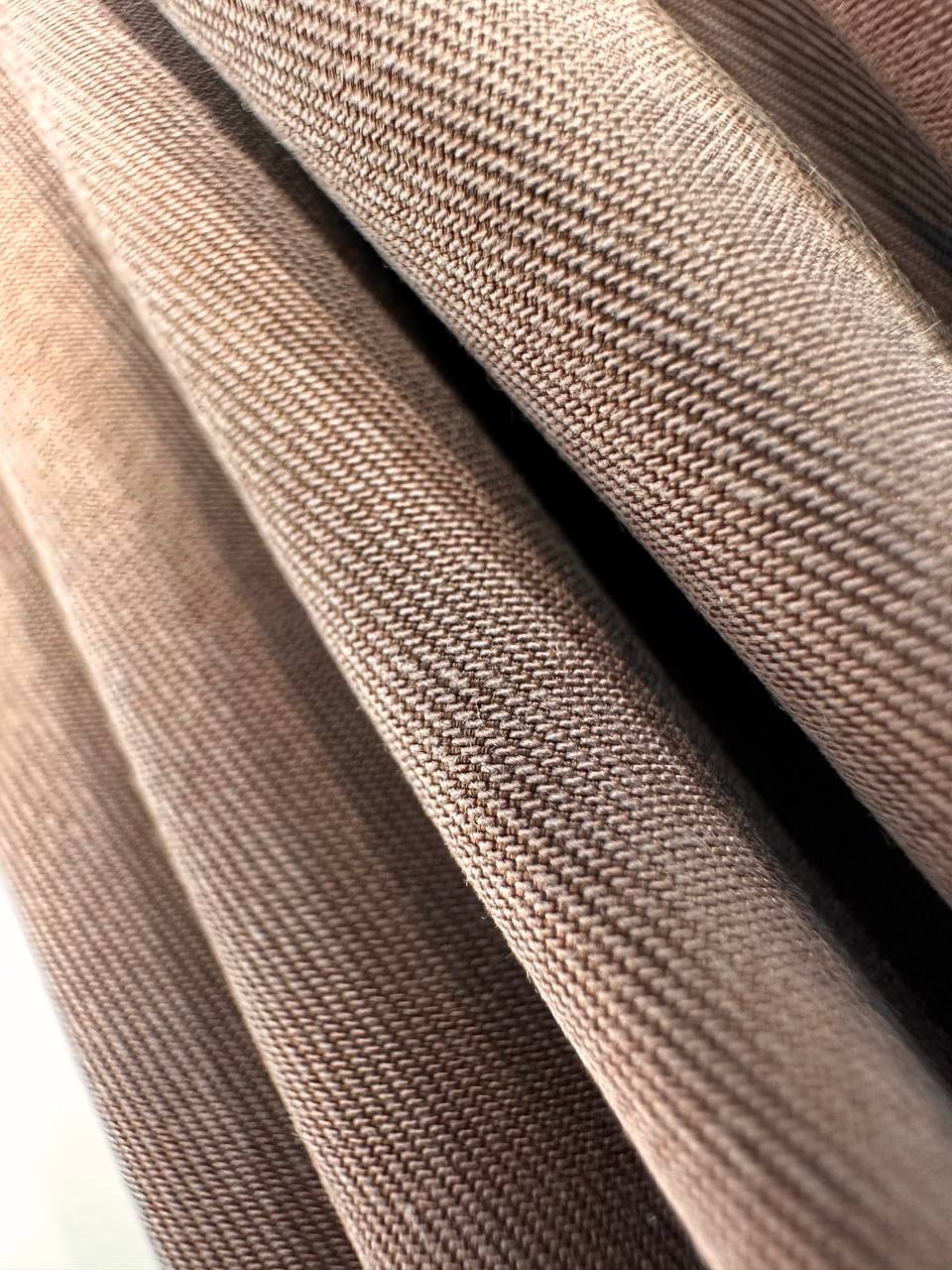 VELOUR 5c6aee82-cf42-4f43-87b1-44ae55fe3a86