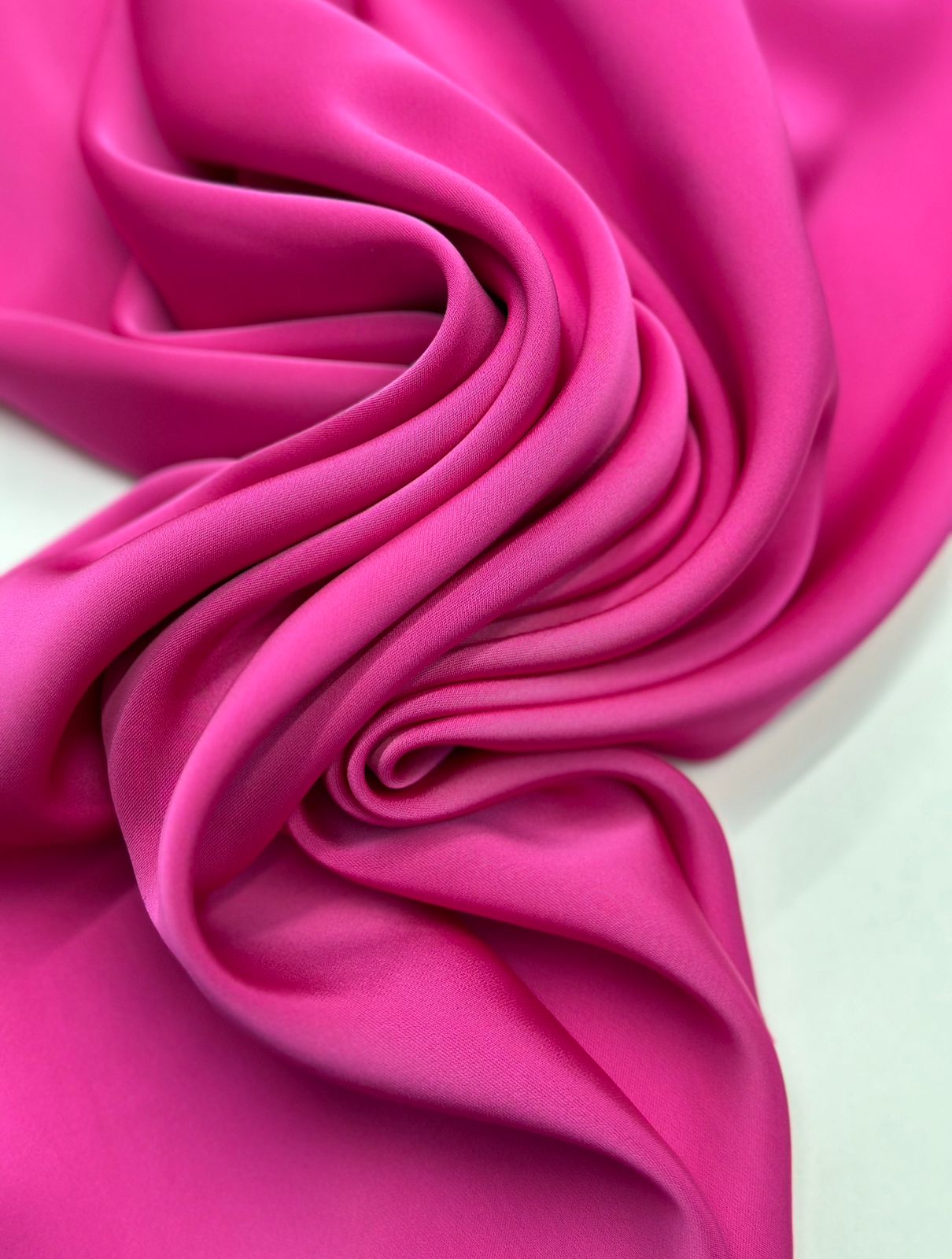 Фуксия whatsapp image 2025-11-27 at 17.07.01