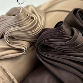 ELASTIC photo_5303375323490015570_y