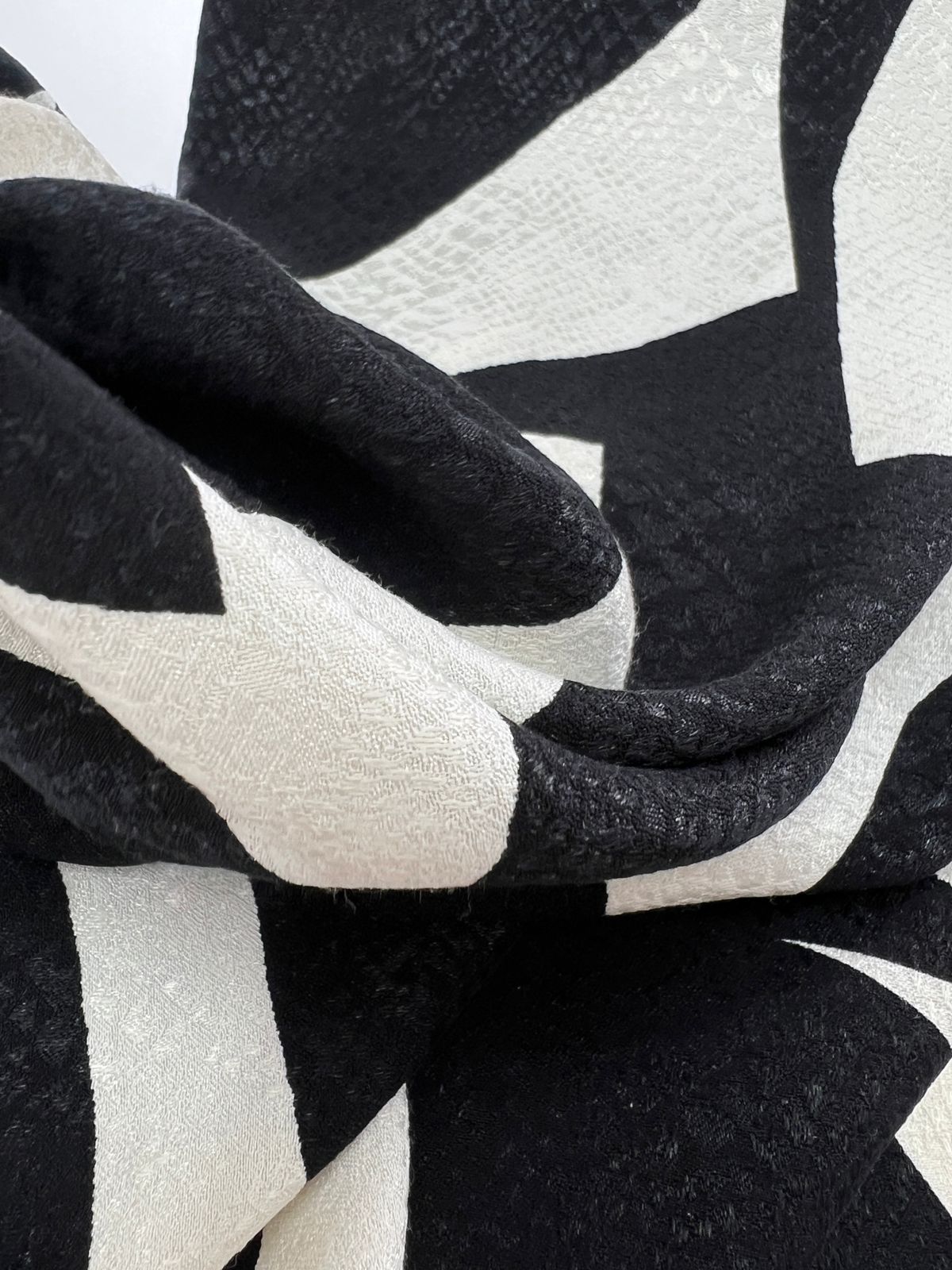 ECO SNAKE ef48f8a3-6b49-4de6-a4cb-caccfcf12f5d