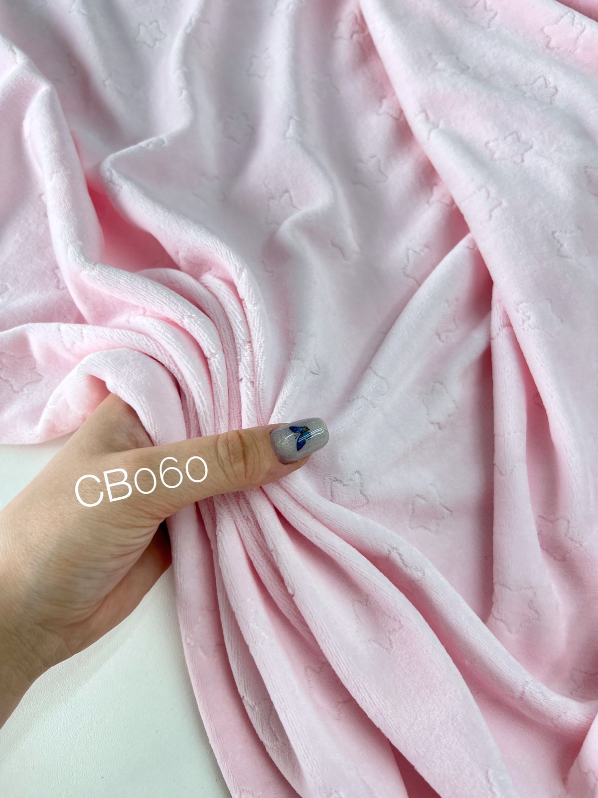 Айвори c4058b03-f089-40fb-bcd7-aab3893f4058