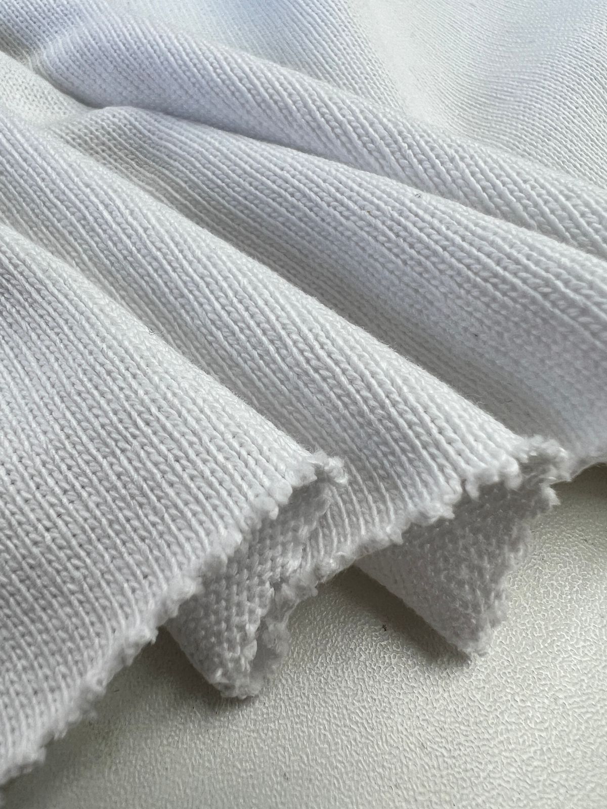 KNITT 8ab5f5c0-7e52-41ad-8ecd-e5893a2b96b4