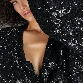 Черный a0da196f-7ae4-4d18-a706-be6c92716815