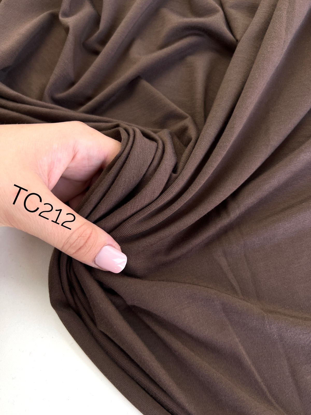 Белый ecc228a9-72a2-41bf-9401-c4e19afdd839