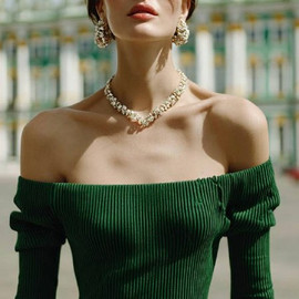 Темно зеленый 6af7e931-e58e-4059-8d14-1126d249055c