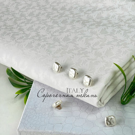 Накат айвори 2889d3b1-cf1d-4112-bb87-bed6f5a56daa