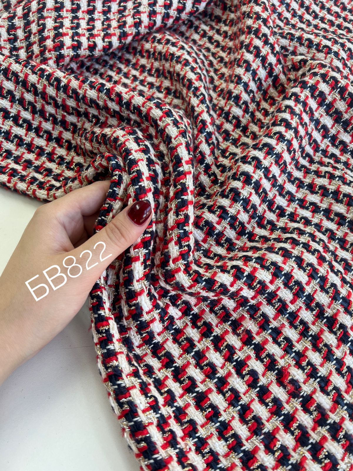 WEAVE 76a537e3-ab75-4f57-a290-5dcd504479be