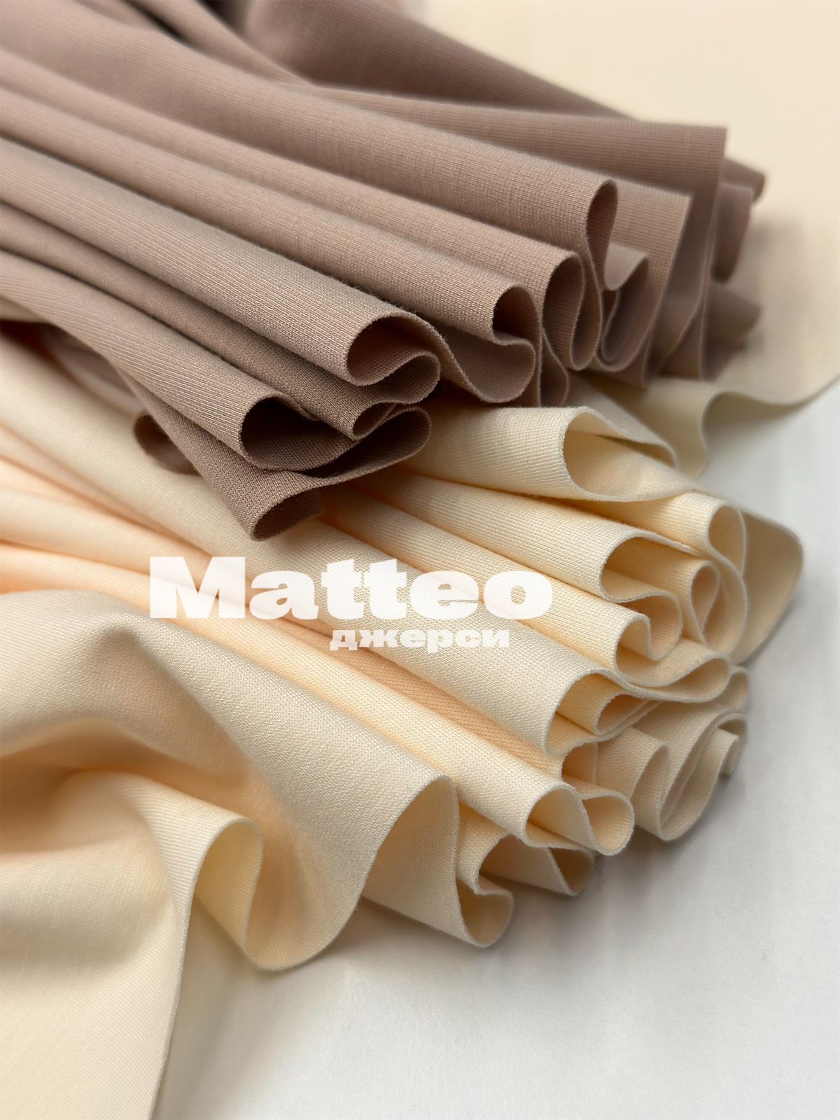 голубой whatsapp image 2025-12-05 at 17.38.06