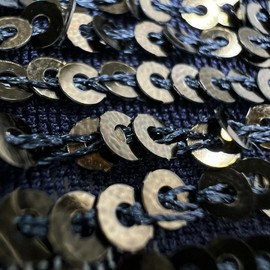 На сетке 5323700577613511174