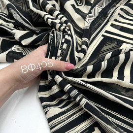 Чёрный на айвори 9cadfaa4-7659-4975-810e-0b3ebc041955