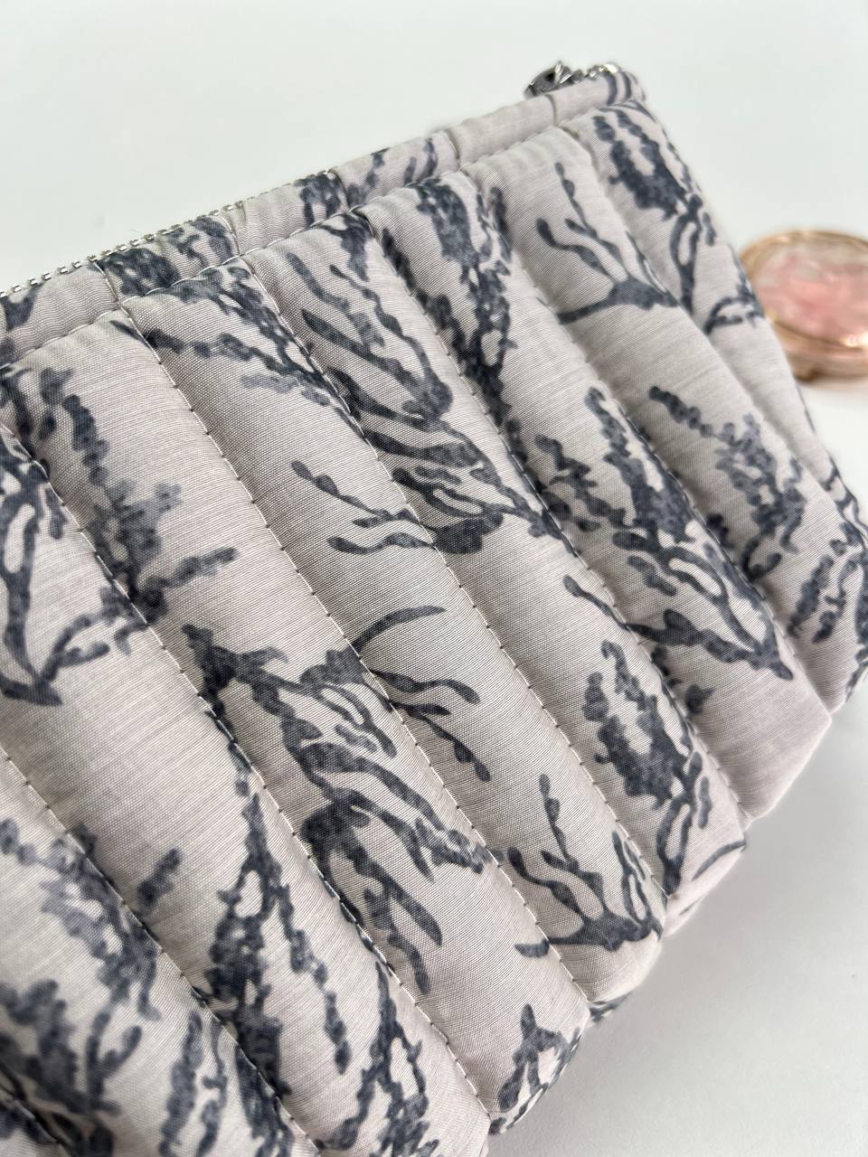 Абстрактные веточки photo_2026-01-27_18-16-16