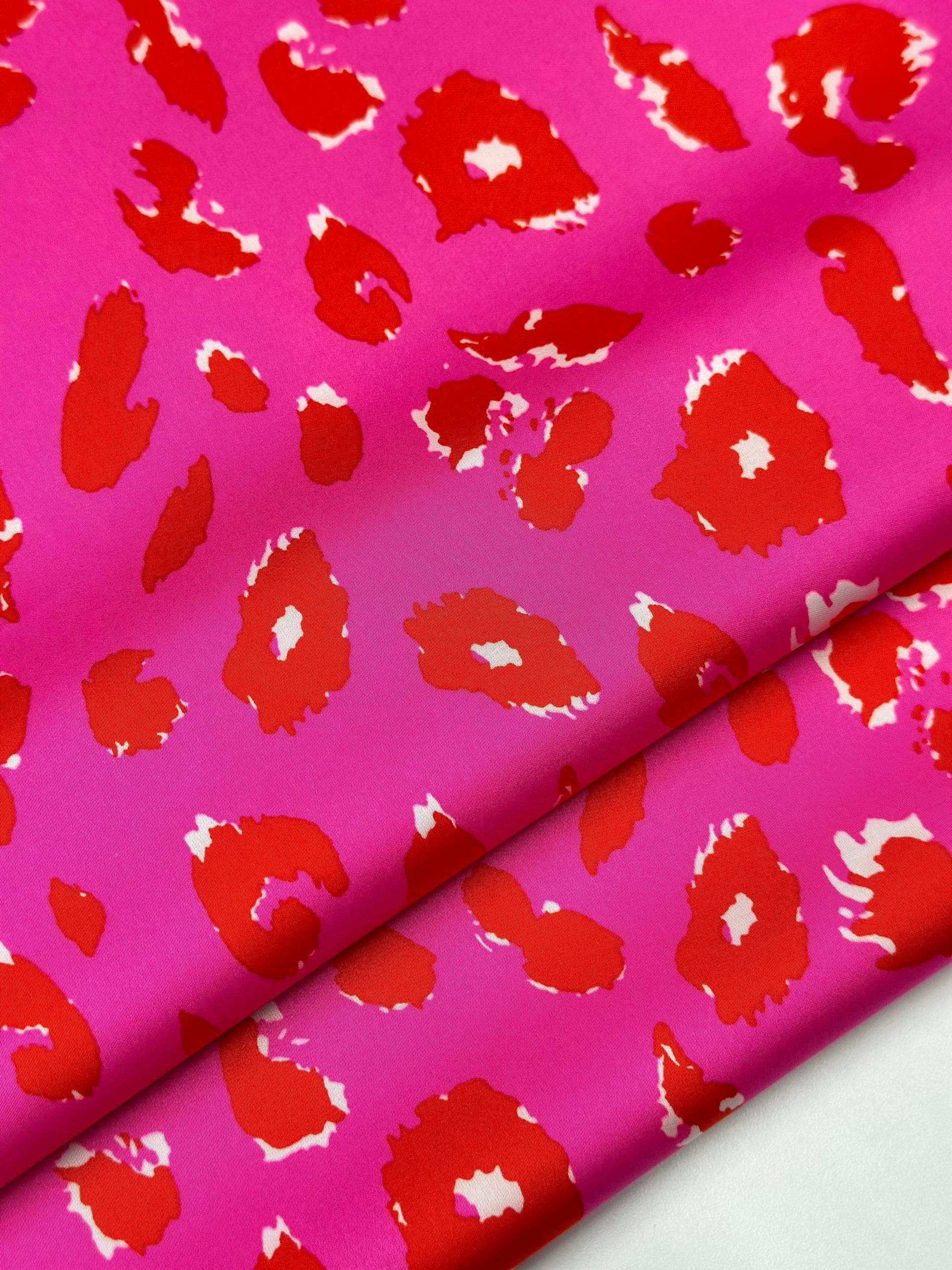 красные на фуксии photo_2025-12-24_15-58-40