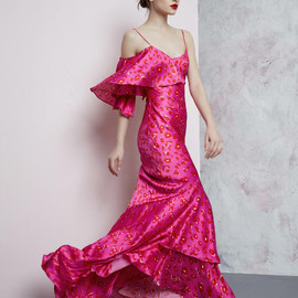 красные на фуксии photo_2025-12-24_16-02-20