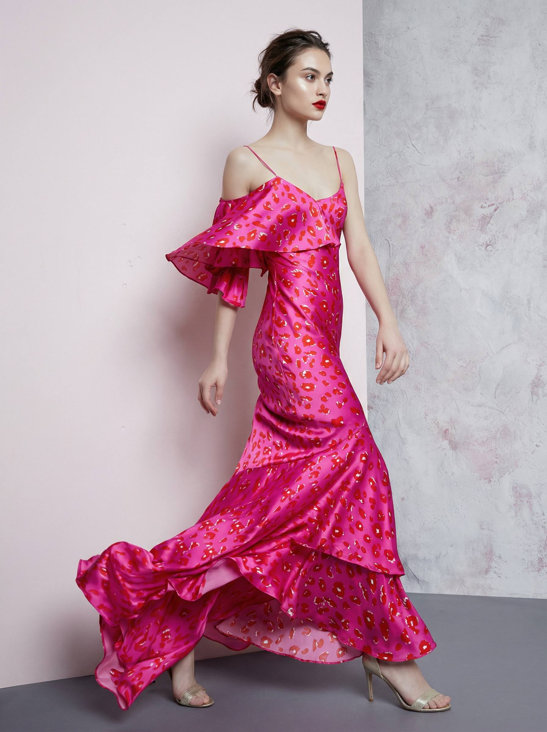 красные на фуксии photo_2025-12-24_16-02-20