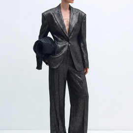 бежево-золотой a7f128c9-b27e-47f2-8f11-4849fb1e0f1e