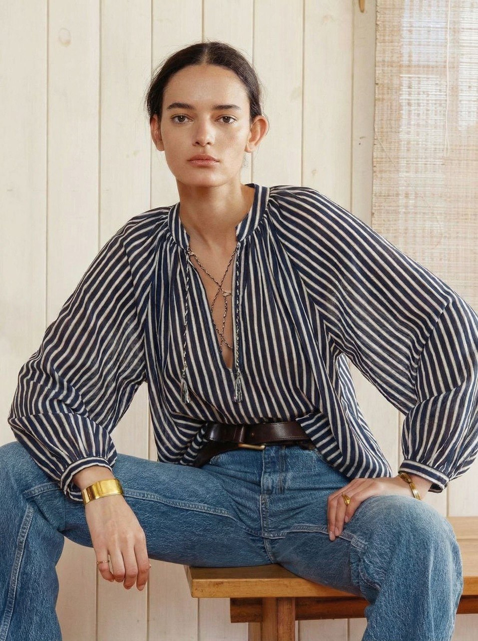 айвори бежевая на тёмно синем photo_2026-04-03_10-24-27 (2)