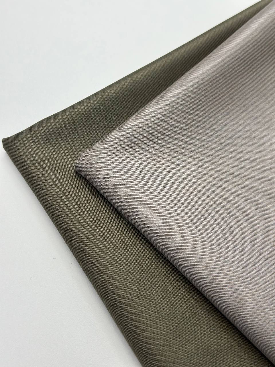 SILK 30c983c3-a67e-4f49-af3f-551cd05fc74b