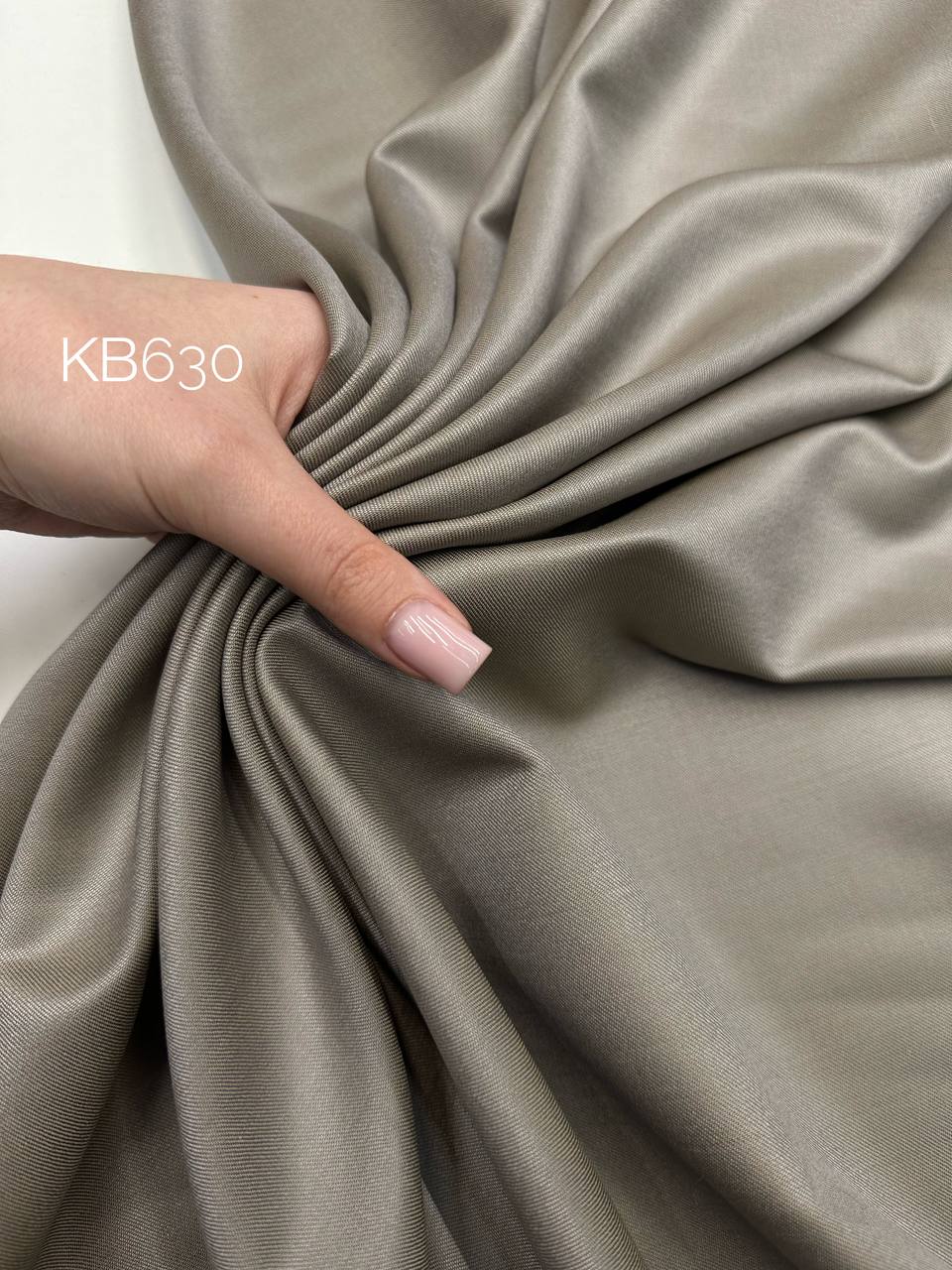 SILK 57075547-6490-4b3b-b3ef-942c3d7fb5bb
