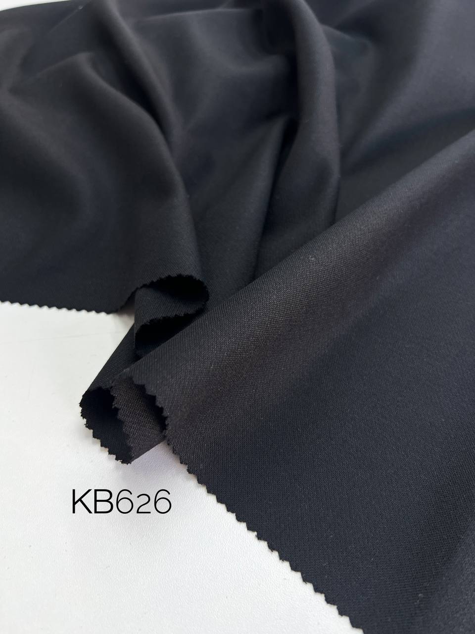 чёрный bb0993ed-8d37-4104-a9b6-3307a7c2c132