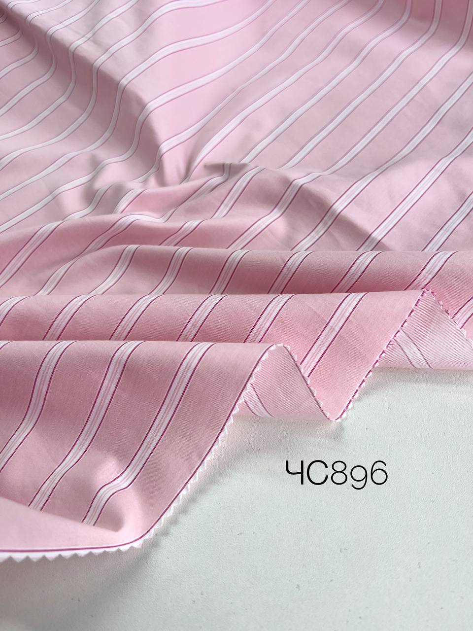 кремовые и фуксия полоски на розовом 8b085721-bb14-42eb-8ab8-d932e6cc5aed