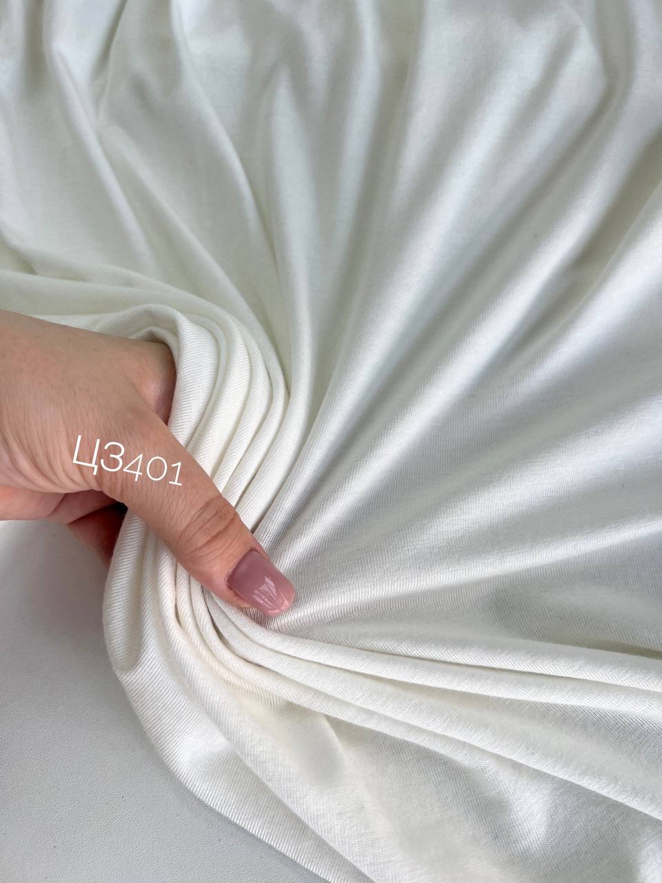 WOOLEN a97dac5a-7a1e-488b-99f4-e96ede6adbd6