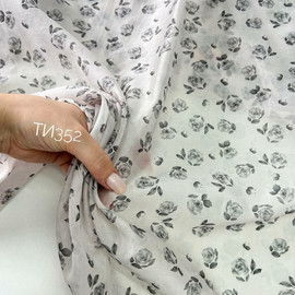 серые a4047f66-72e9-4c91-8d23-cb221fffbd88
