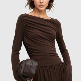 ELEGANCE 6bc26d72-354a-496c-8d04-7ad71db27e1c