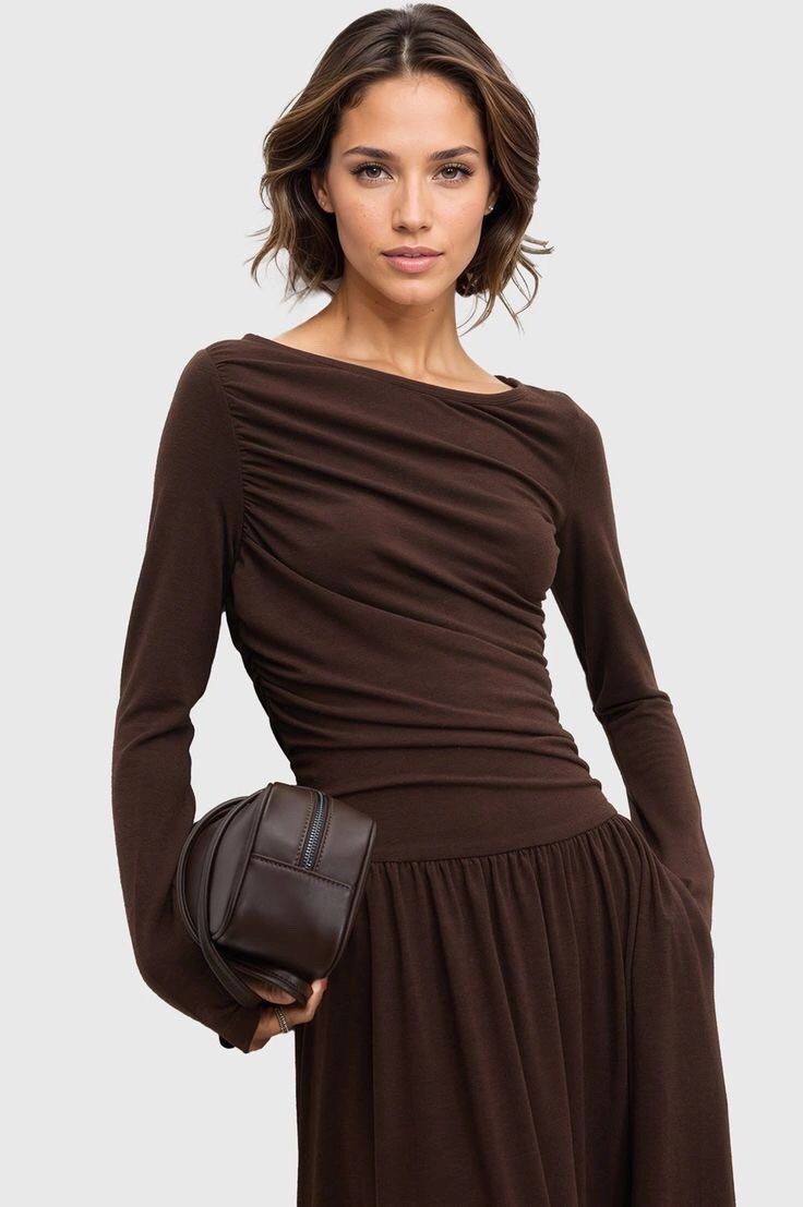 ELEGANCE 6bc26d72-354a-496c-8d04-7ad71db27e1c