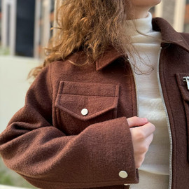 корица 34e61c85-3656-43d9-963e-67620563e765