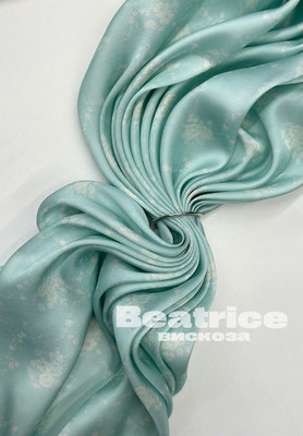 Вискоза BEATRICE Кремовые цветочки BEATRICE