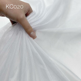 белая 9ded95dc-05ff-42cc-a9a8-a4f3b4f75368